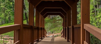 Getaway at Crockett's Lookout