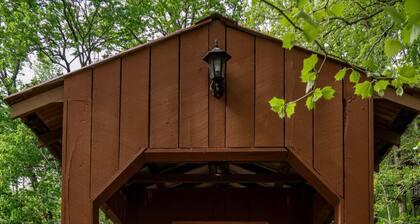 Getaway at Crockett's Lookout