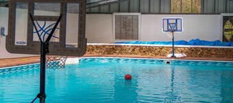 Getaway at Crockett's Lookout