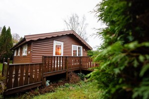 Exterior - Cozy Log Cabin 346 - Rural Mid Wales (Blaenau Ffestiniog)