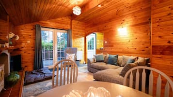 Televisi LED 32-inci dengan saluran TV kabel dan Netflix