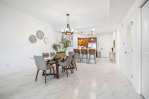 Deluxe Condo | In-room dining