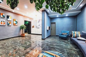 Interior - Zaozhuang Ruyue Film Theme Hotel (Zaozhuang)