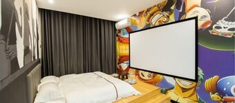 Zaozhuang Ruyue Film Theme Hotel