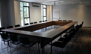 Meeting facility - Regantris Darmo Surabaya (Tegalsari)