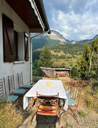 Maison de montagne  avec vue exceptionnelle sur les massifs de la chartreuse
