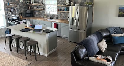 Rio Verde - Cozy Cottage on the Frio River