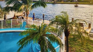 Exterior - Seacrest Villas (Pompano Beach)