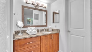 Bathroom - Seacrest Villas (Pompano Beach)