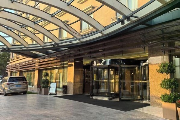 المنشأة من الخارج