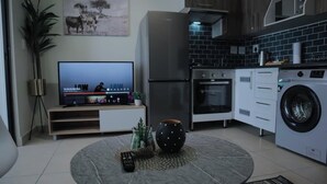 Interior - Luxury 1bedroom apartment in Sandton. perfect for business travel. Pet friendly! (Sandton)