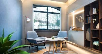 Homeinn · neo (Shenzhen Buji Street Changlong Subway Station)