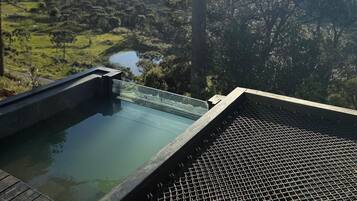 Bathtub spa outdoor