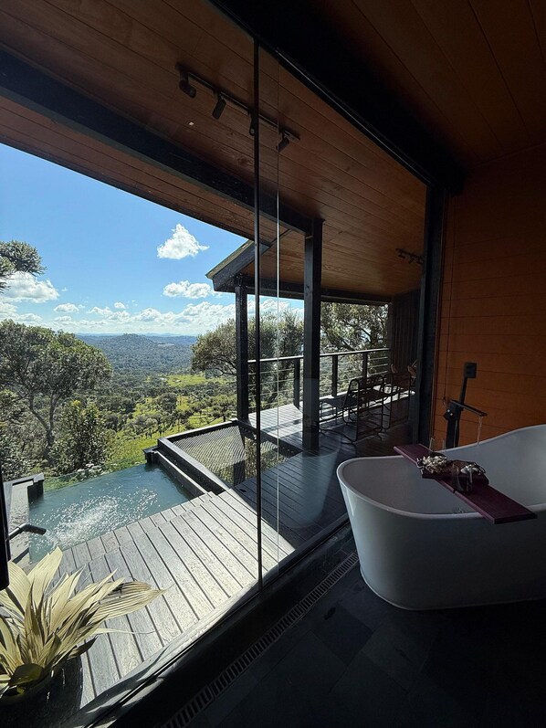 コンフォート キャビン | 内装