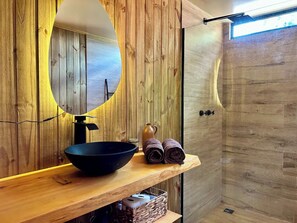 Hair dryer, towels, soap, shampoo - Not available (Campos do Jordão)