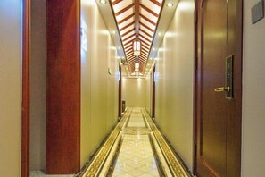 Interior - Qufu Landscape Hotel(Confucius Temple Shop in Qufu) (Qufu)