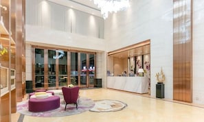 Lobby - Lavande Hotels (Guangzhou Baiyun Yongtai Metro Station AnhuaHui) (Guangzhou)
