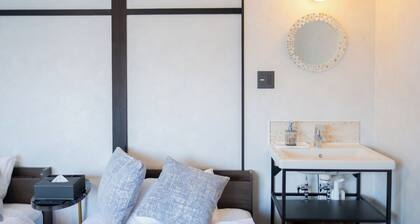 Niseko:ski resort 11min(by car),max. 16 guests!