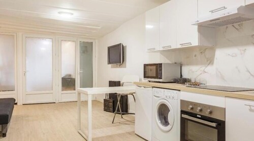 3-bedroom central apartment 10 travellers