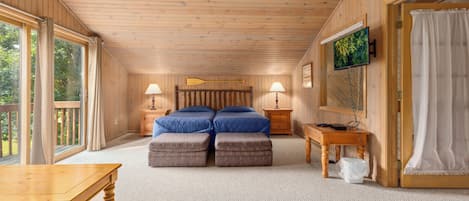 Family Cabin, 2 Bedrooms | 3 bedrooms, bed sheets