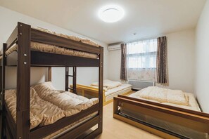 3 bedrooms, Internet