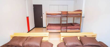 3 bedrooms, Internet