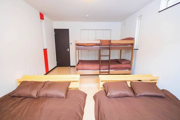 3 bedrooms, Internet