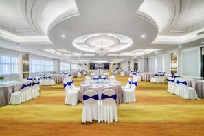 Unclassified image, 4 of 26, button - Cixi Hangzhou Bay International Hotel (Cixi)