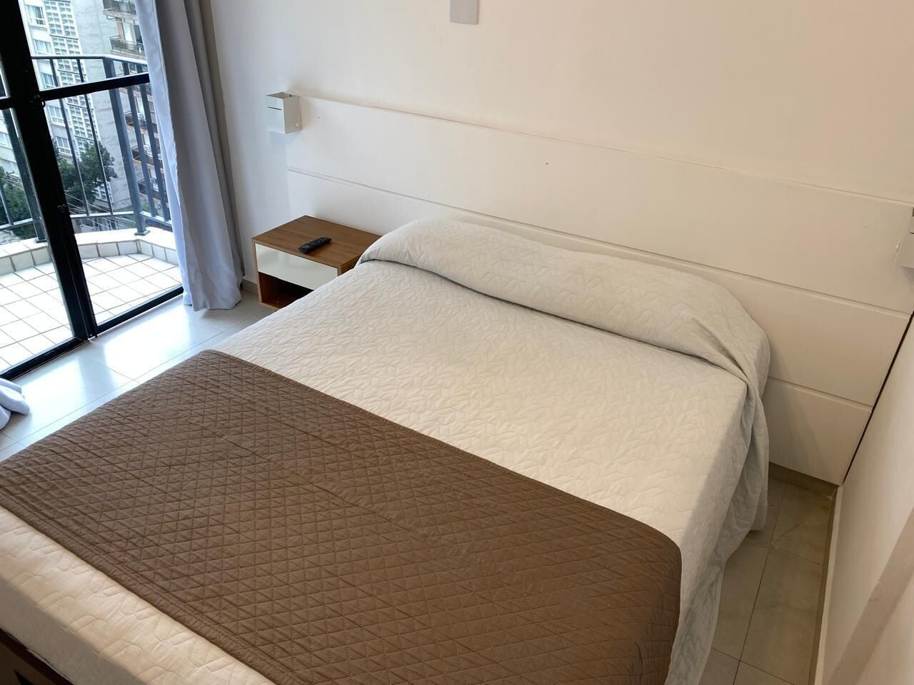 Leilighet – deluxe | 1 soverom, safe på rommet, skrivebord for bærbar PC og blendingsgardiner