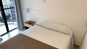 Uklassifisert bilde, 3 av 8, knapp