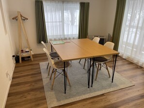 Dining - Play Ground BASE -higashikawa- (Higashikawa)