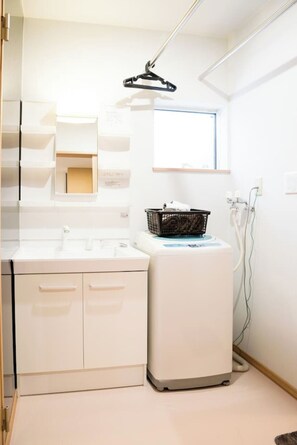 Hair dryer - stay  in Biei 102 modern apt w/p (Biei)