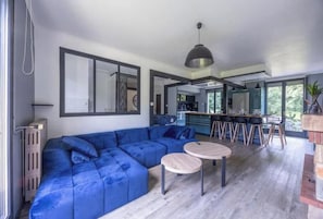 Fireplace, foosball - Peaceful House With SPA (Ablon)