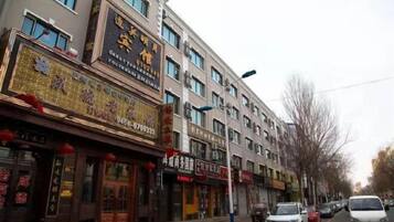 المنشأة من الخارج