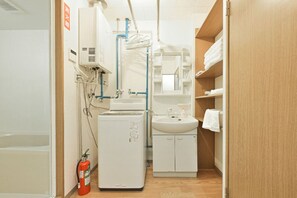 Assecador de cabells, sabó i xampú 