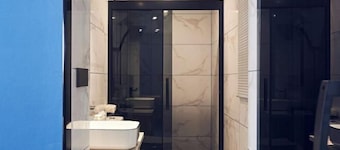WP Guo Creative Hotel (Cangnan EMU Station Store)