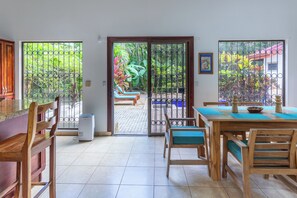 Dining - Lovely Casa Tranquila located in L-Section, Nosara (Provincia de Guanacaste)