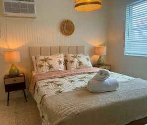 2 bedrooms, desk, iron/ironing board, free WiFi