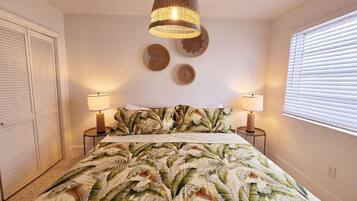 2 bedrooms, desk, iron/ironing board, free WiFi