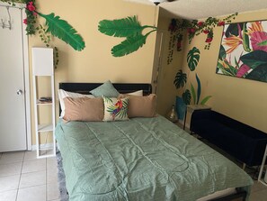 1 bedroom, desk, iron/ironing board, free WiFi