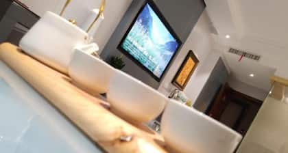 Wanhao Business Hotel