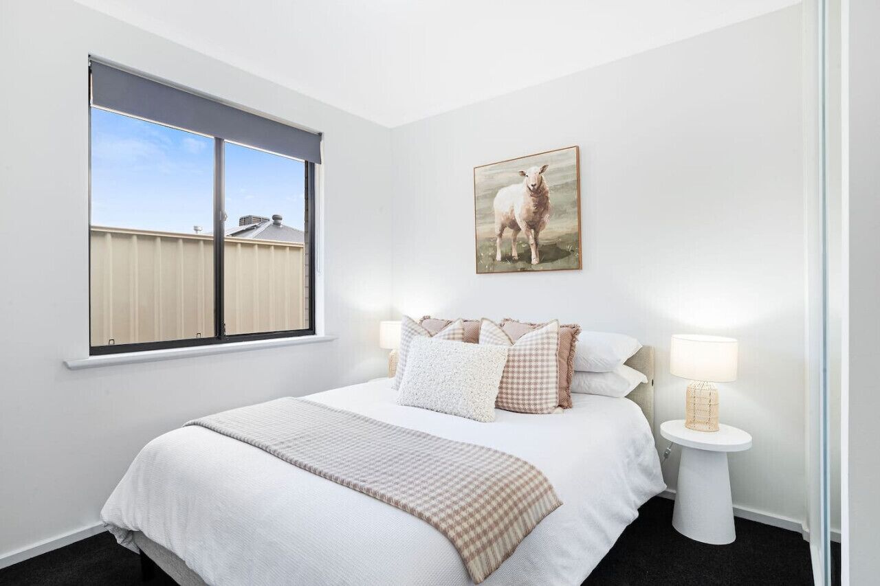 4 Schlafzimmer, Schreibtisch, Bügeleisen/Bügelbrett, Reisekinderbett