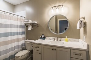 Unclassified image, 5 of 27, button