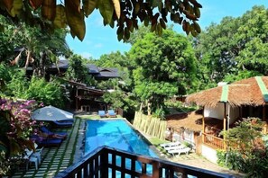 Outdoor pool - The Strand Boutique Resort (Boracay Island)
