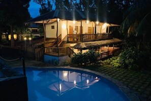 Outdoor pool - The Strand Boutique Resort (Boracay Island)