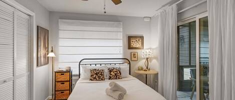 1 chambre, bureau, fer et planche à repasser, Wi-Fi