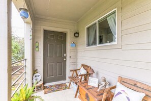 Exterior detail - Cozy Retreat in Central East Austin (Austin)