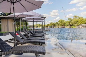 Property grounds - Island Paradise | A waterfront oasis with pool (Kingsland)