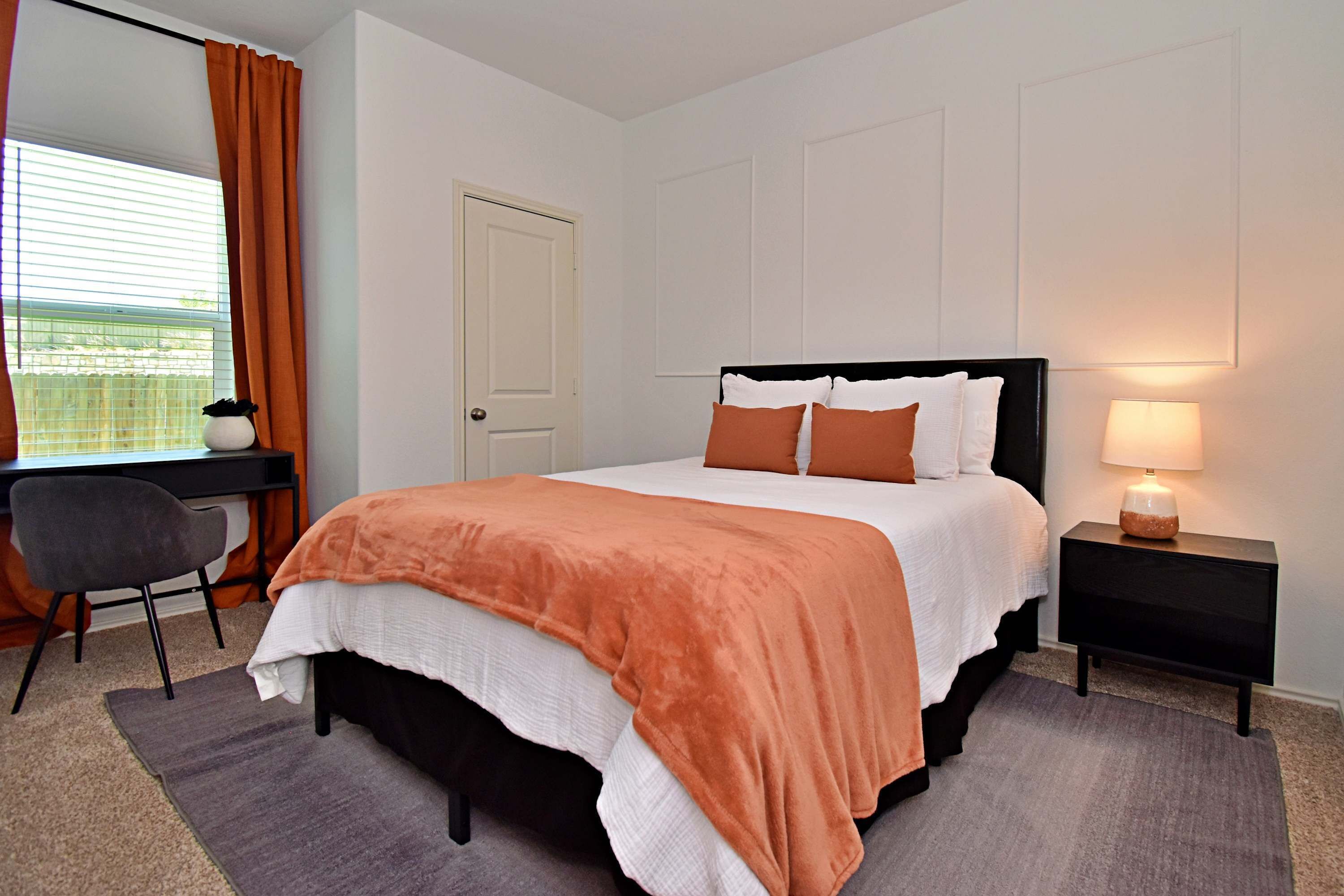 4 slaapkamers, een strijkplank/strijkijzer, wifi, beddengoed