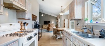 Family Friendly Home in South Austin